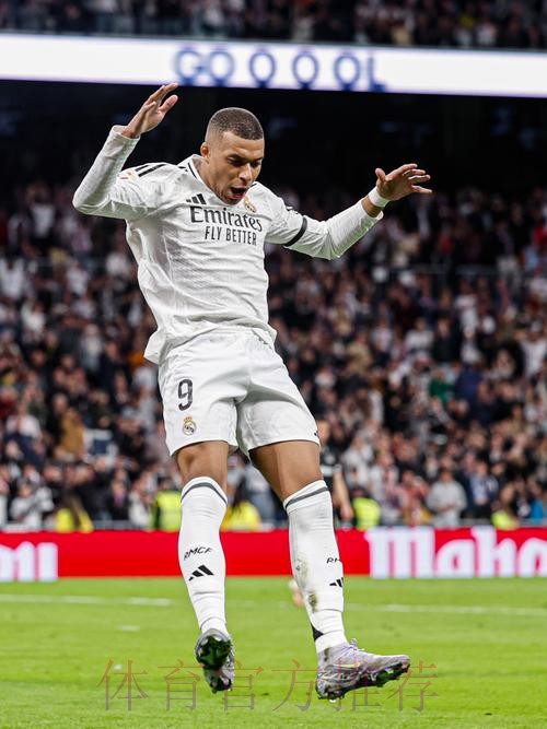 世体:皇马轰28脚射门无进球 人们开始聚焦于姆巴佩